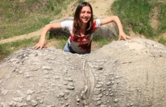 [科学家]六百万年前的怪异石头：遇水就疯长，科学家切开后愣住了