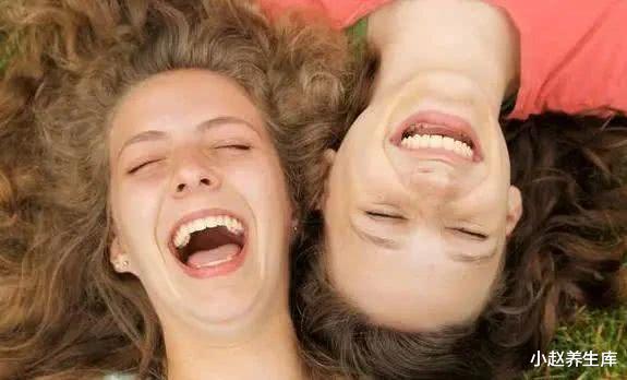 「长寿」提醒:身体两个地方“越软”,寿命越长,占上一个也要恭喜你