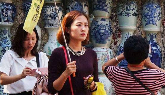 导游|东南亚最奇葩的国家，导游几乎全是女性，还提供全方位服务