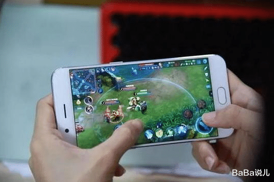 重症监护室|32岁男子打王者荣耀,被猪队友气进ICU……