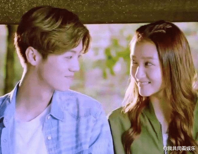 「鹿晗」鹿晗填资料时被拍到“手机号”,粉丝添加微信后,瞬间被个性签名甜到了