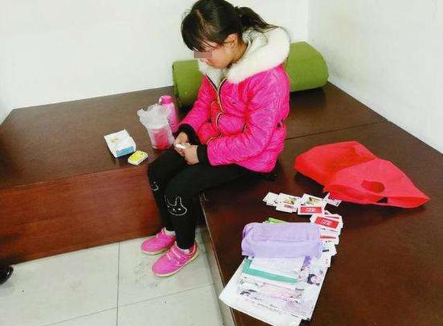 「心理疏导」被扇300多耳光，休学至今5个月后，15岁少女离家失联已十多天