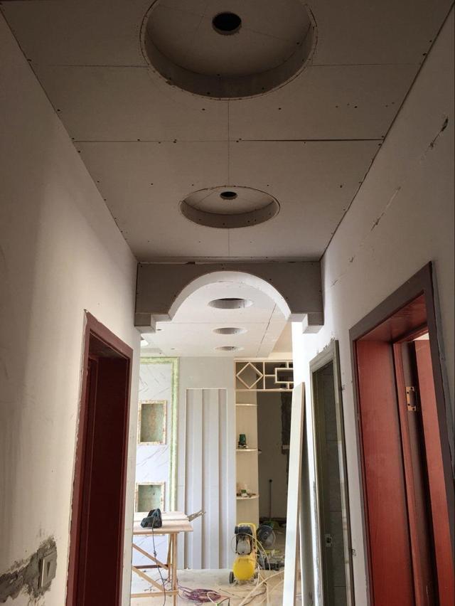 木工：三十万装修的新房，单单木工活就10万，老婆说非常值 你觉得呢？