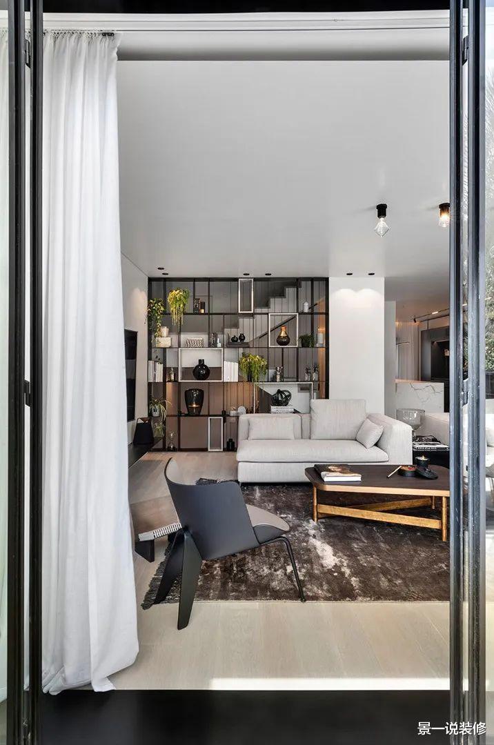 []现代轻奢风格别墅，黑白色的装修简单、大气好看，大爱啊！