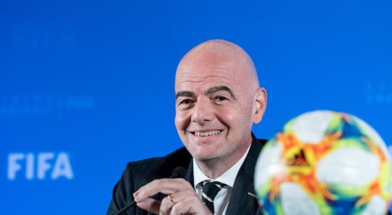 『国足』李铁好运气！FIFA为国足奉上双重大礼，2022世界杯指日可待