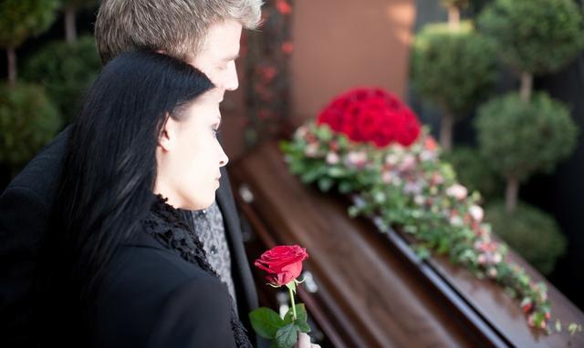 「心跳」人在死亡时是否知道自己已经死了?专家称多数人能预见到自己死亡