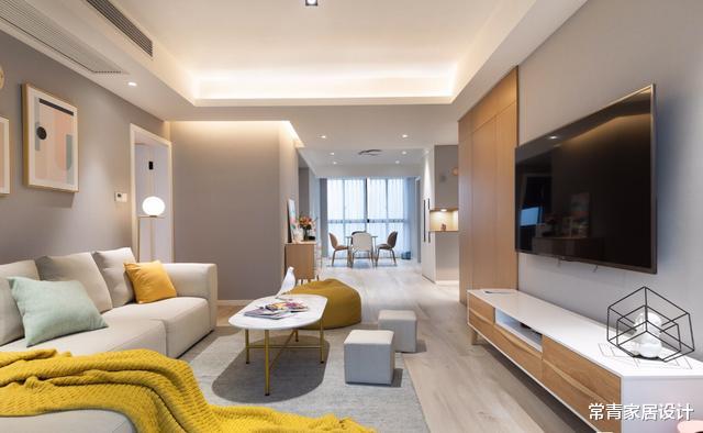 『』花40万打造的高级灰，客厅用仿木纹地砖，完工后超有格调