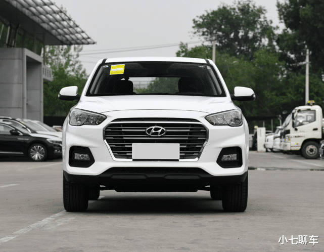 现代ix25|韩系“销冠”车型,全年累计销量131894辆,11.99万起配双独悬架