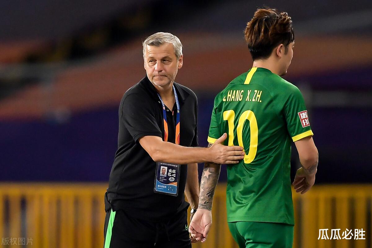 热刺|中超目前帅位最不稳的两名主教练：一个排名第一，一个倒数第一