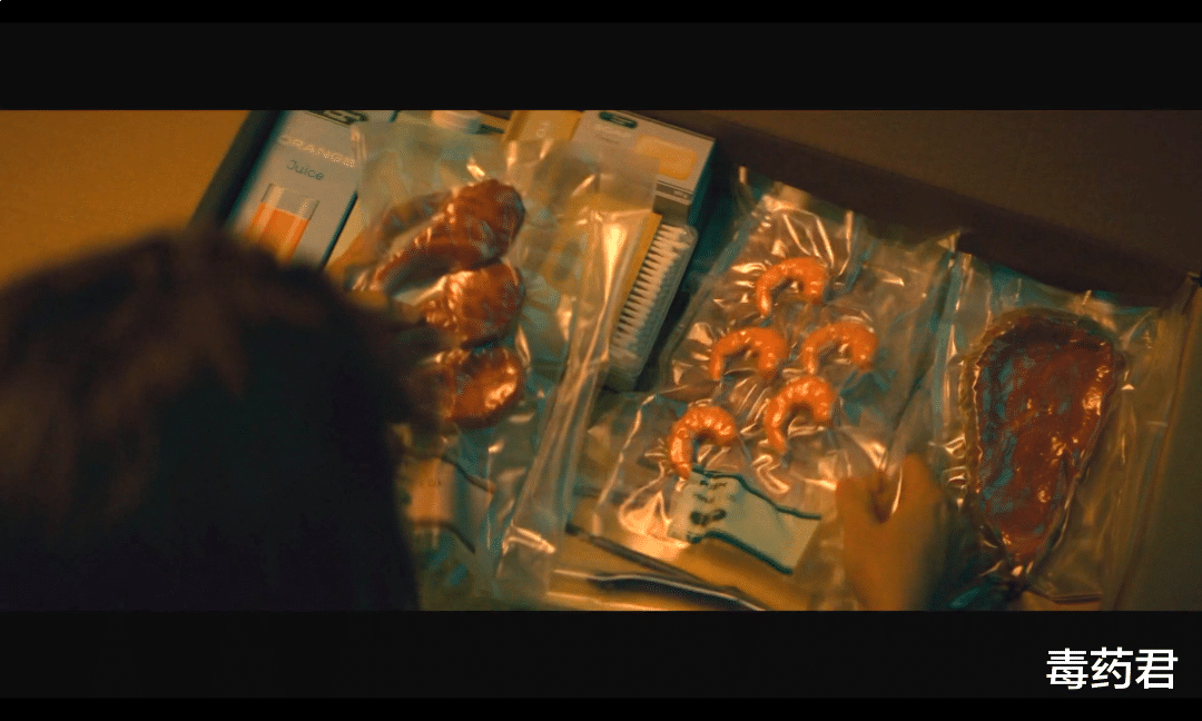 [扎心]中国人最扎心的事，被歪果仁拍成了恐怖片