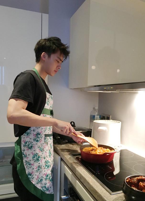 李易峰|李易峰，一个月暴瘦20斤，方法主要有3点，学会1点就能轻松瘦下来