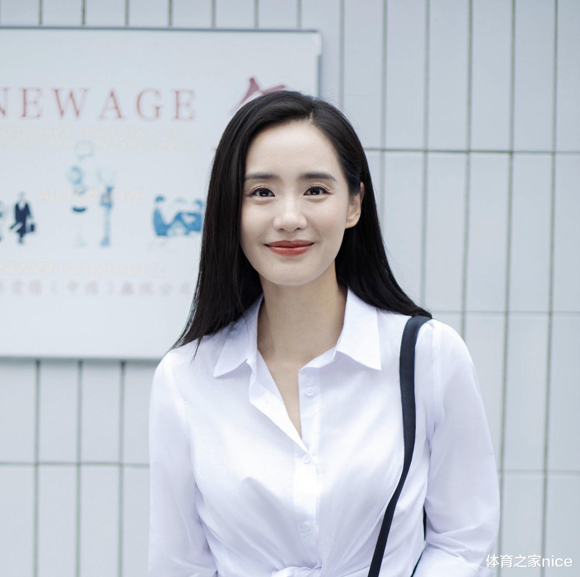 黄龄|王智道歉已经8小时，迎来黄龄首次回应，称已经造成伤害