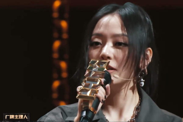 小青龙|中国新说唱全国九强出炉，小青龙淘汰求粉丝投票，李佳隆意外晋级