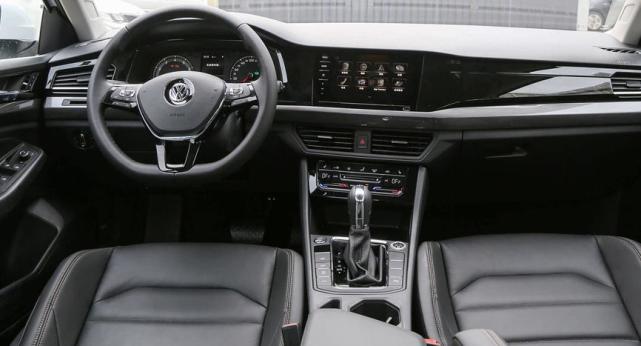 大众汽车|大众接地气了，11.1万跌至7.21万，国六标准，买帝豪不如选它