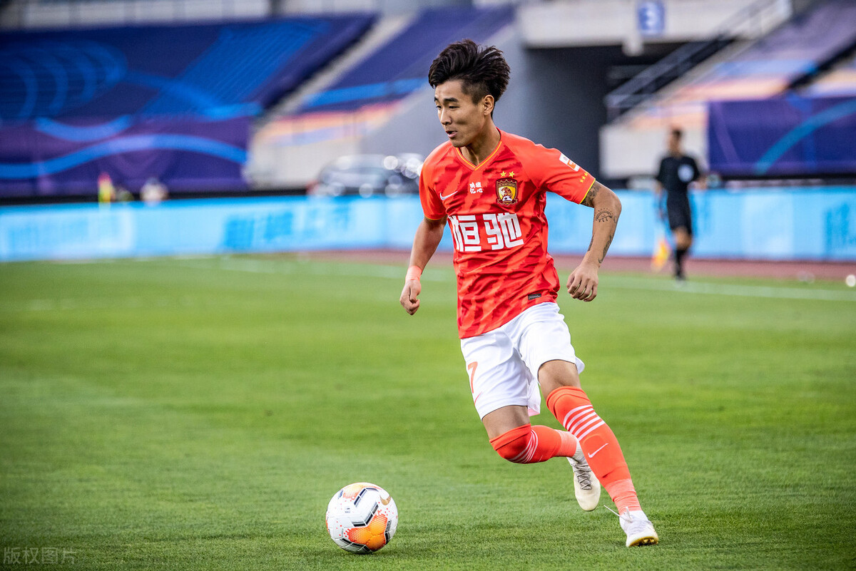 广州恒大|恒大全新进攻三叉戟出炉，“喂肥他”组合有速度和高度，成争冠利器