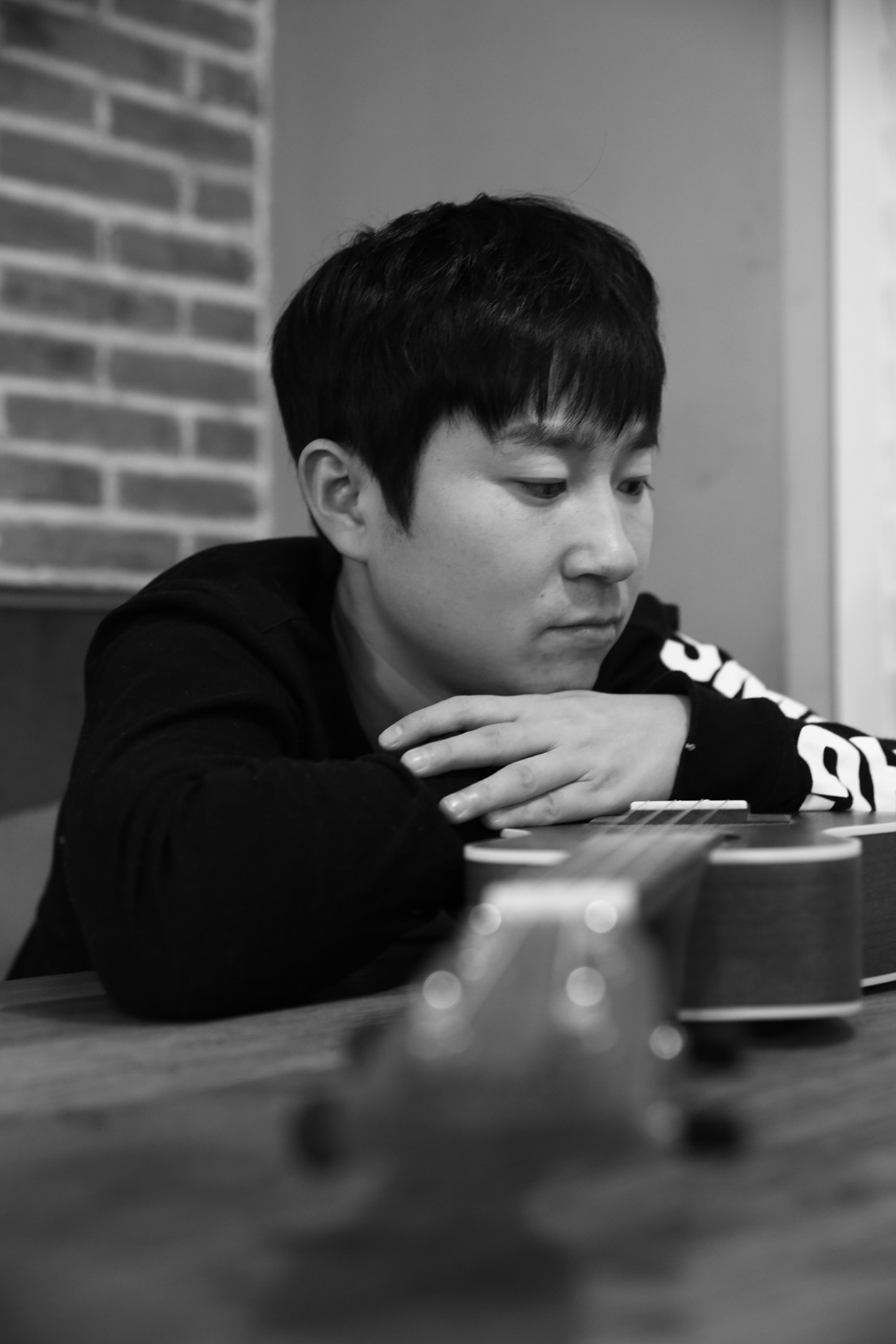 「遥远的你」音乐人徐磊乐2020年最新单曲《遥远的你》即将动感上线