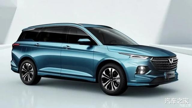 五菱■轴距2米8+涡轮增压，6座+双大屏，这台五菱新车本季度上市
