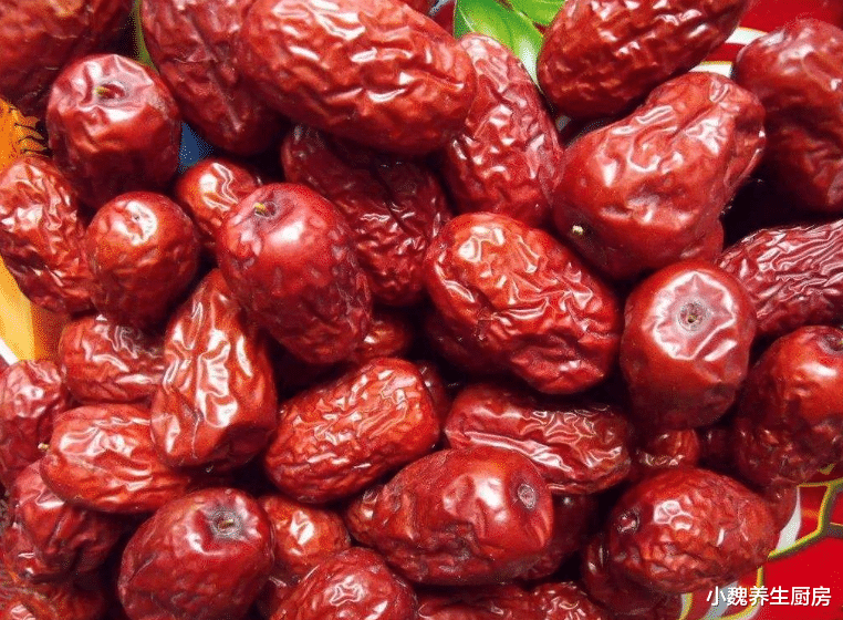 睡眠|买红枣时,挑大的还是小的?枣农教你3招,保准一挑一个准