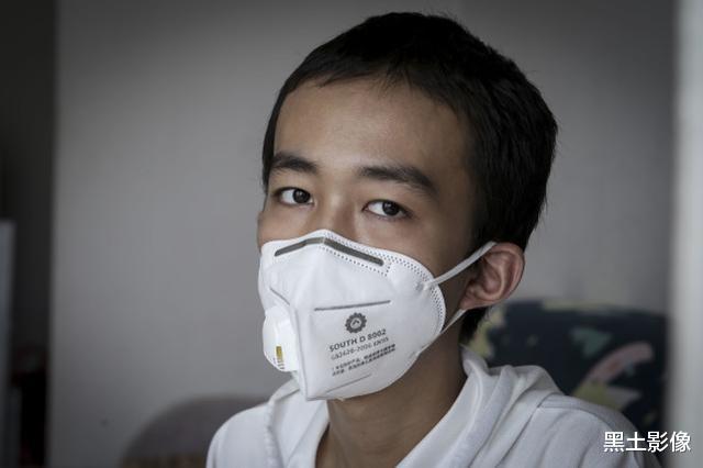 医生|16岁少年不忍妹妹抽骨髓救自己欲放弃治疗，收到同学信息更加绝望