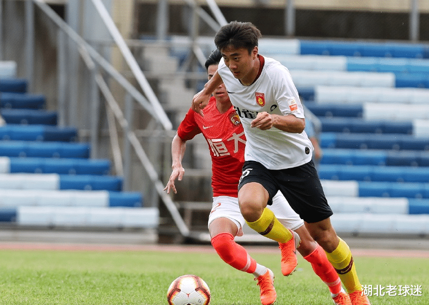 中超：外援难归来！中超以目前阵容开赛，4队有望争冠，4队保级困难