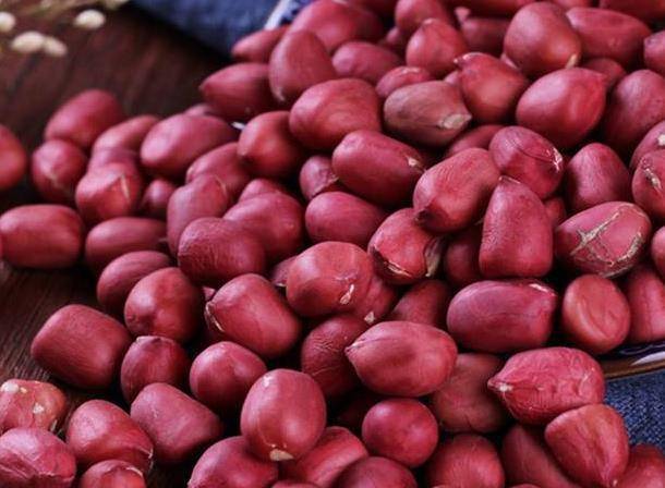 花生■早晨空腹“5粒花生米”，四大好处半个月“悄悄降临”，试试吧！