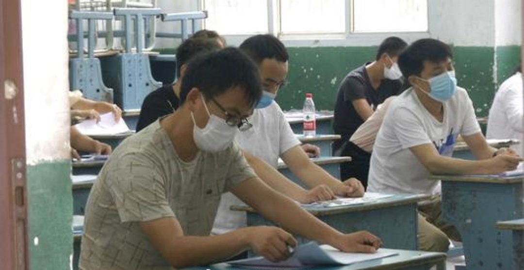 毛坦厂|儿子高考339分,父亲想送他去毛坦厂中学?网友:有钱烧的了!