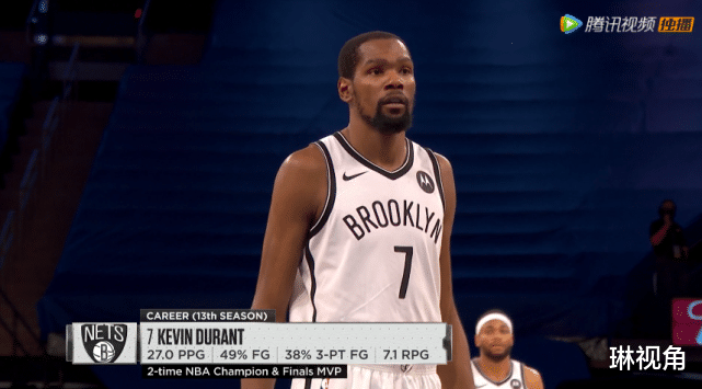 籃網(wǎng)隊(duì)|籃網(wǎng)險(xiǎn)勝尼克斯！最后17秒，杜蘭特主動(dòng)請(qǐng)纓，賽后杜蘭特抱住蘭德爾