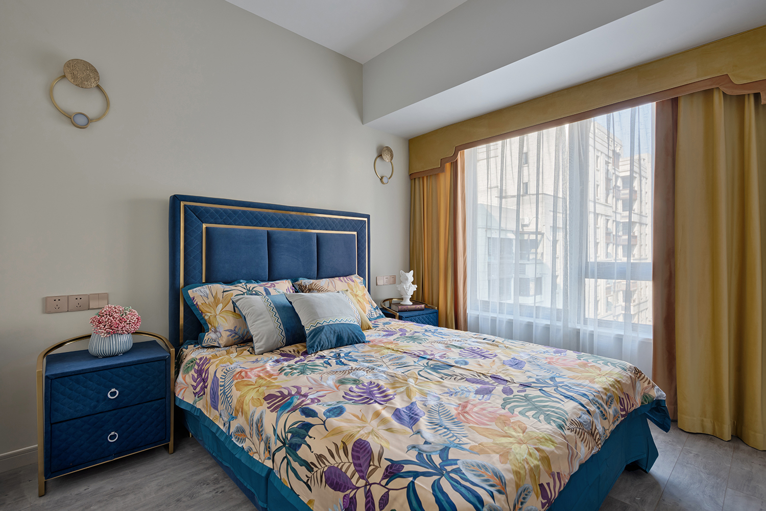 大户型▲146平米的大户型，金铜色带来的轻奢美感，治愈人心！