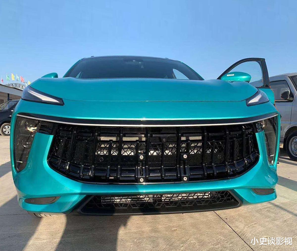 玛莎|东风版“保时玛莎”亮相！全新盾牌车标亮眼，外观炫酷，也该火了吧！