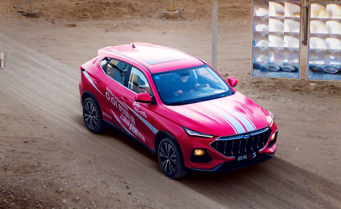 长安汽车|长安又来“搅局”！１８０马力蓝鲸发动机卖白菜价，太“鸡贼”了