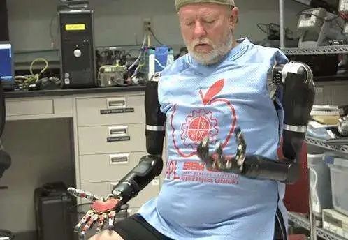 脑机接口|脑机接口新时代来临 穷人末日#数字鸿沟