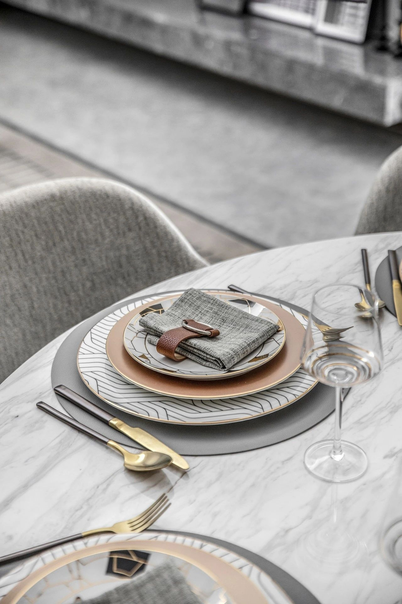 |452平复式别墅软装，繁华腹地背后的安宁