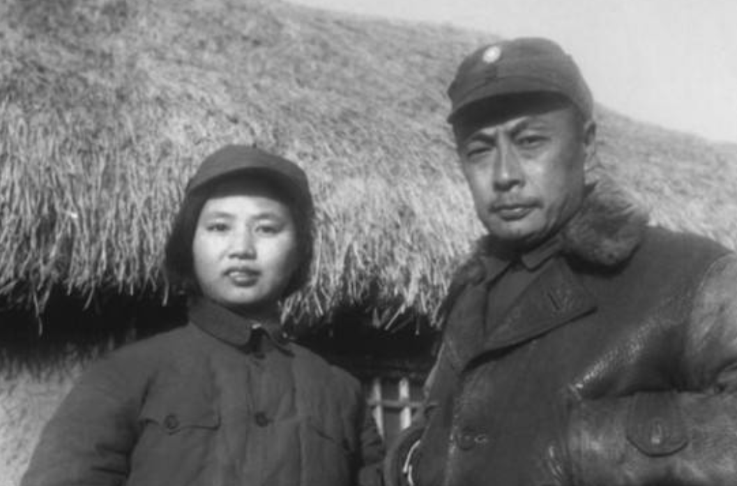 陈毅|老蒋看到十大元帅照片后,指着他对宋美龄说:我最佩服的是他