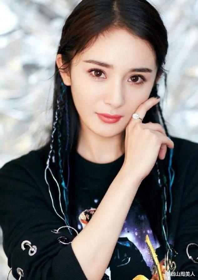 发际线|发型师透露：这3种发型留久了，会加速“脱发”，发际线还易上移