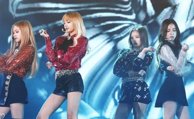 「blackpink」BLACKPINK携新歌回归，表演舞台炸裂，最出众的却是她？