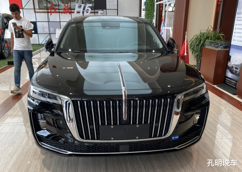 桑塔纳|纯黑红旗H9实车到店,可选装旗杆!内饰比奔驰宝马舒服