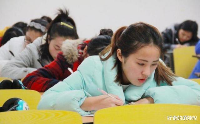 |当文科生遇上理科生，着急都急不到一起去，这些对话看着还挺可爱