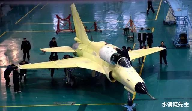 #舰载机#一款国产舰载机呼之欲出，没隐身却十分重要，抢在歼31之前上舰