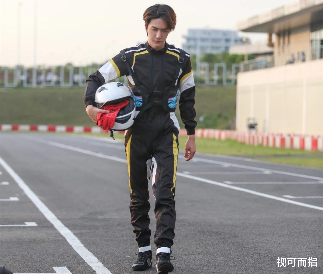 王一博|观众喜爱度遥遥领先，张萌透露其档期排到大后年，王一博未来可期