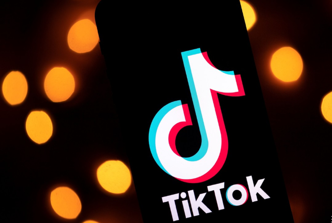 tiktok|跪早了！ TikTok遭美国用户集体诉讼，恐面临 1650 亿天价赔偿！