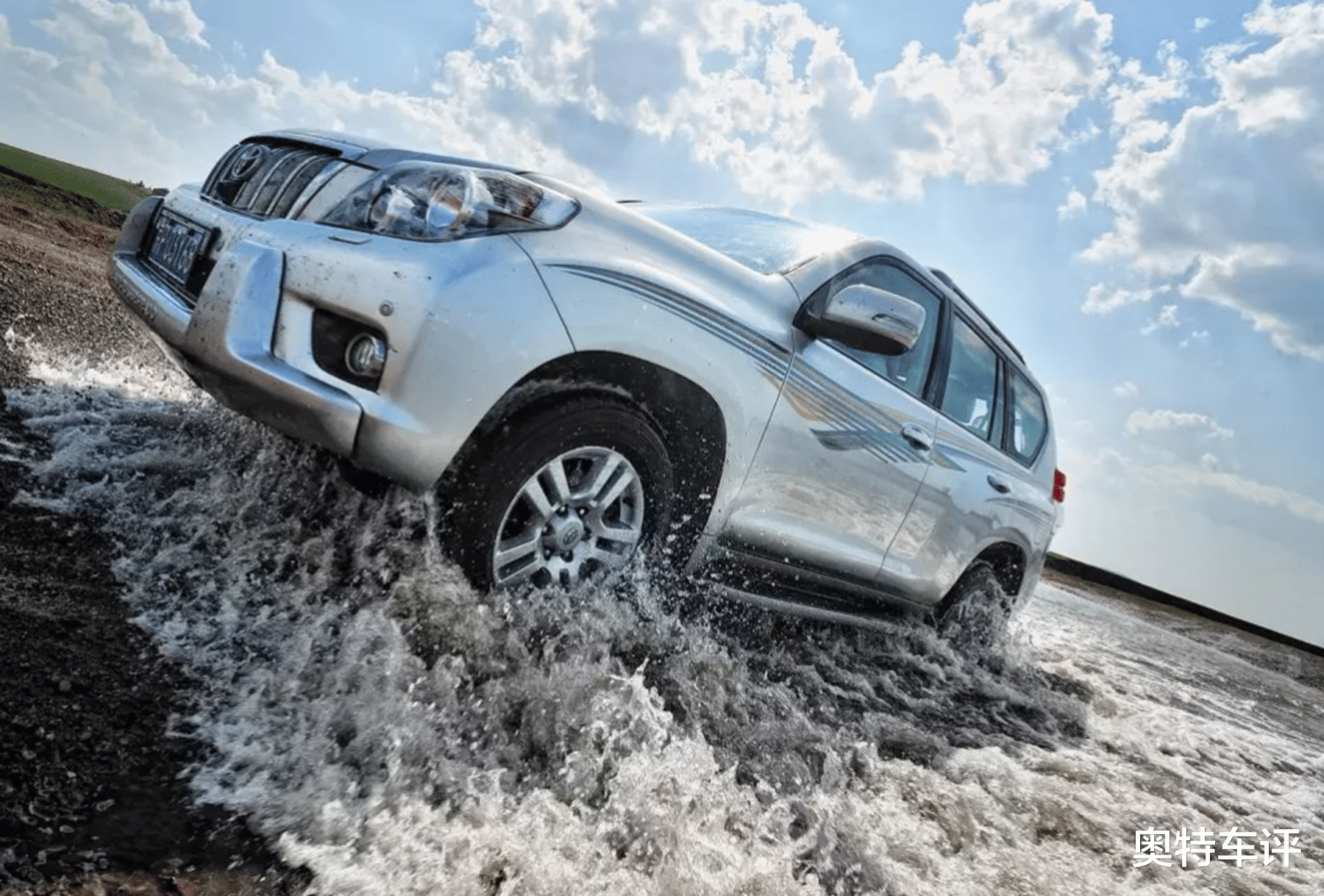 丰田普拉多|2021款普拉多曝光,人民币24万起售,能否延续往日辉煌?