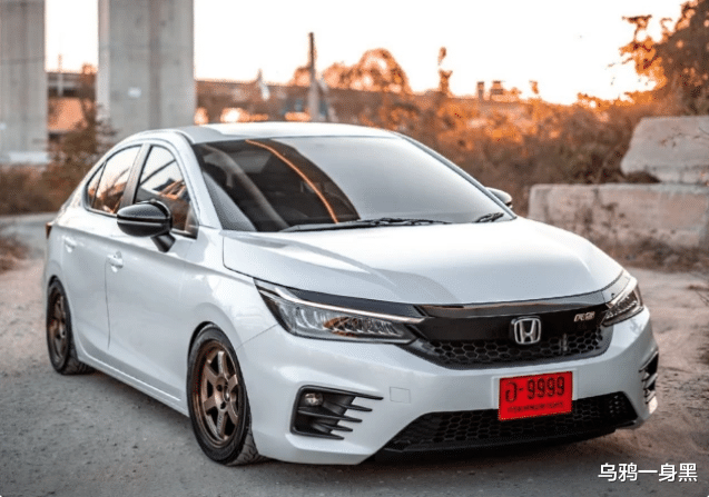 本田锋范|本田又出一“猛将”，颜值不输思域，或售8万起，还买什么桑塔纳！