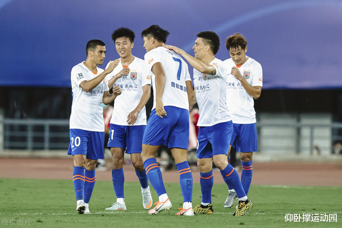 李霄鹏|胜恒大意义不仅在于3分 两悍将亮眼表现 为李霄鹏打开进攻新思路