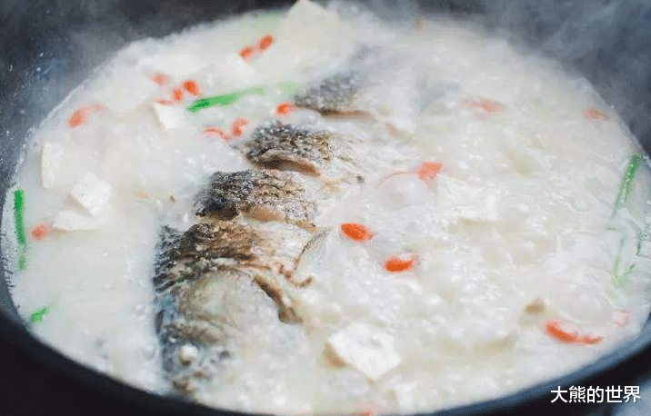 鱼汤|不管炖什么鱼,牢牢记住2点,炖好的鱼汤奶白香浓,没一点腥味