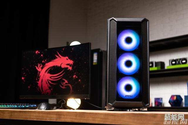 显卡|这次攒机，我选了微星全家桶：除了有才华还要有颜值