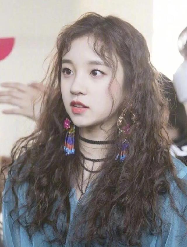 发型|容易毁气质的5种发型，不是显脸大，就是显头大，很多人都尝试过