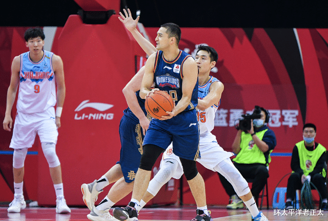 新疆男篮|致命的2-20！CBA网红队连续两场末节崩盘，惨遭争冠劲旅22分血洗