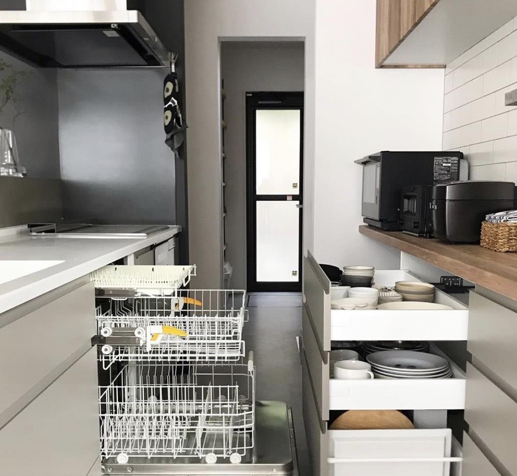 老年小妙招|日本收纳狂魔的家，太太坚持一天一收拾，小家干净又温馨，超养眼