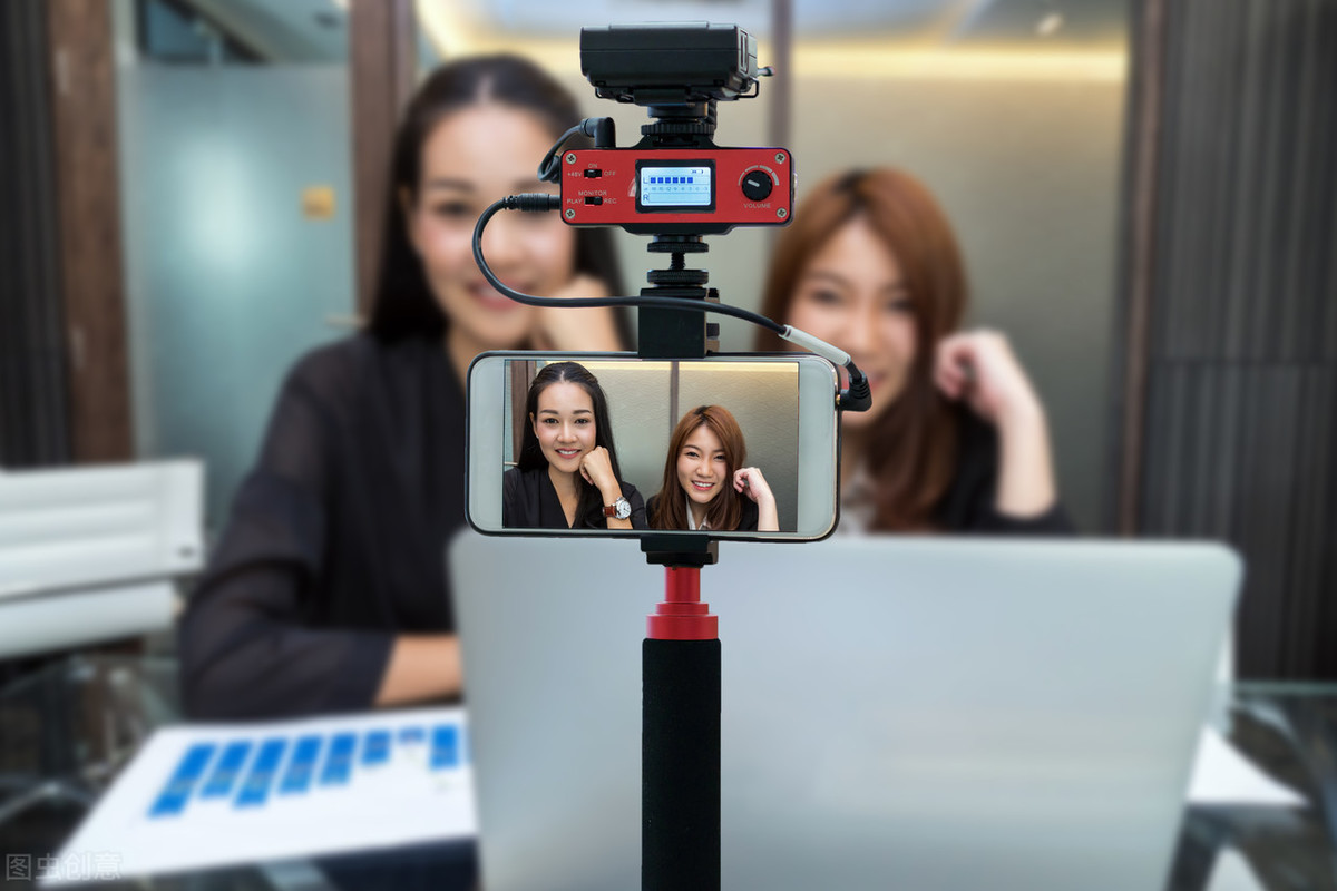 『电子商务』2020年实体倒闭只是开始，未来大量商人都将消失：想生存有3条路