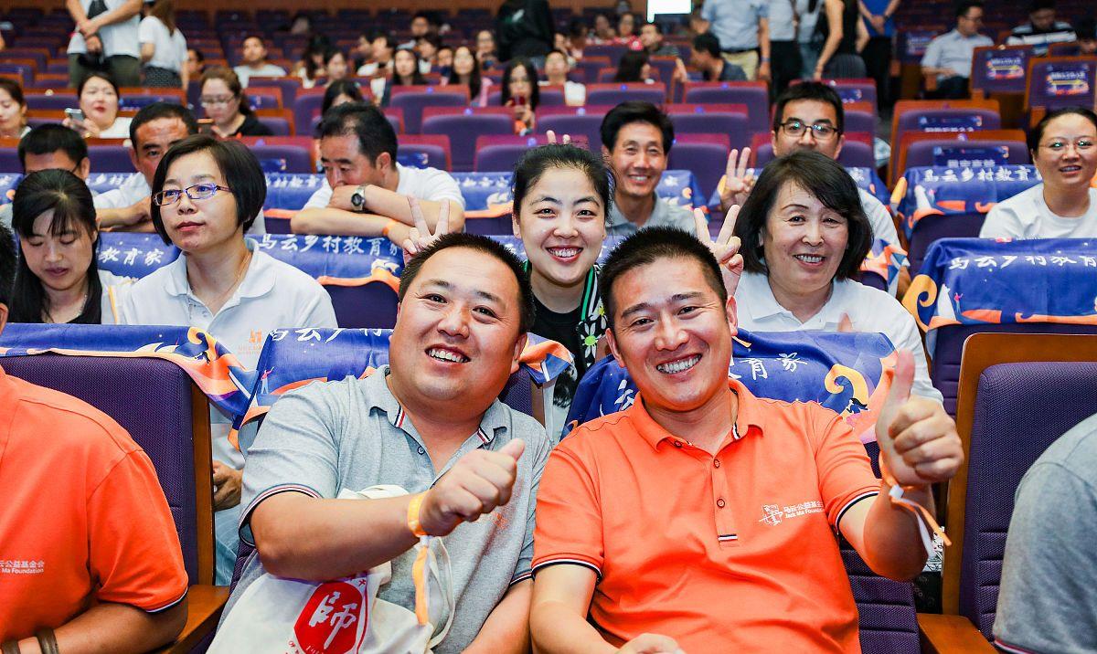 教育部@教育部发最新通知，中小学教师看完沸腾，家长：强烈支持